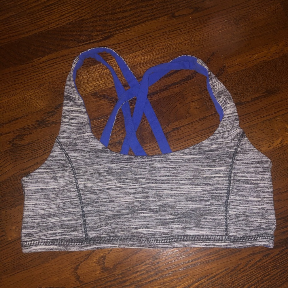 Iviva Sports Bra - Size 12